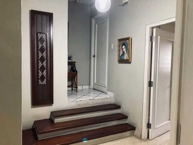 CASA EN VENTA o ALQUILER- MARBELLA - COMERCIAL ID 23111