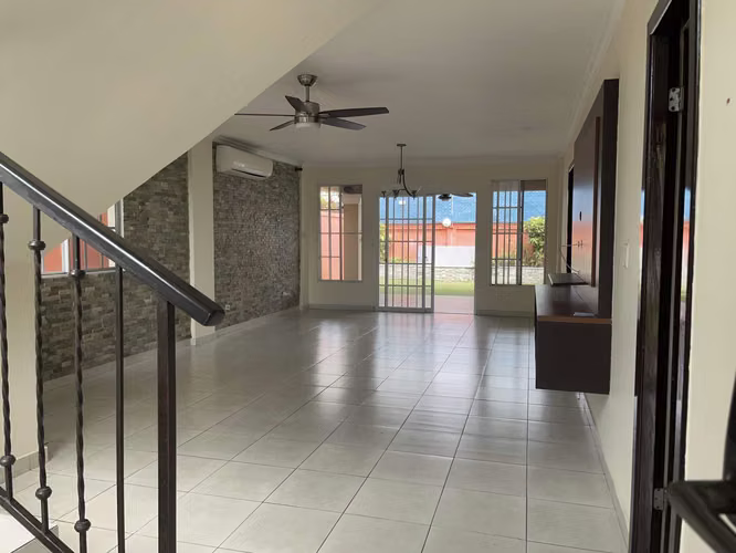 Casa en Castel Novo verla es comprarla
