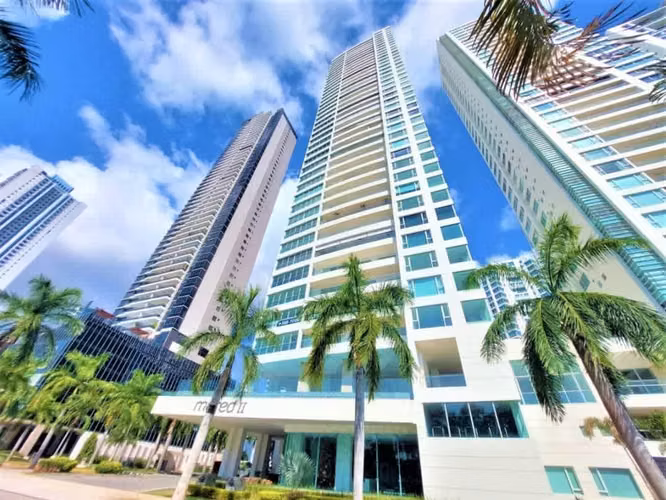 Venta de Apartamento de 718 m2 en PH Marea 2, Costa del Este 26-2043GG