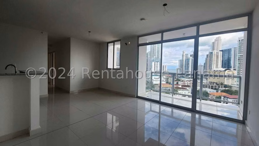 Venta de Apartamento de 97 m2 en PH Cresta View, La Cresta 24-7048GG