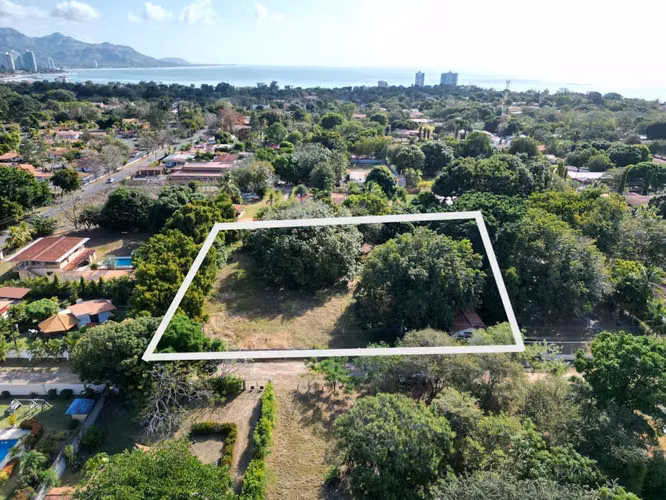 CORONADO TERRENO EN VENTA 4,500m²