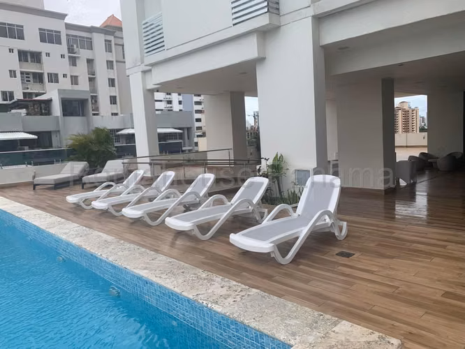 Venta de Apartamento a Estrenar en PH Carreras El Carmen 25-7417GG