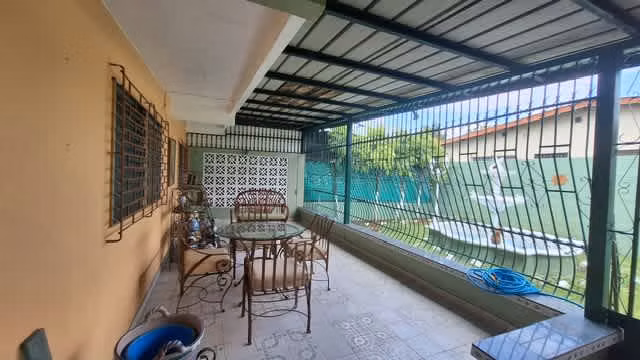 VENDO HERMOSA CASA EN CHANIS VIA PRINCIPAL IDEAL PARA NEGOCIO - Imagen 18