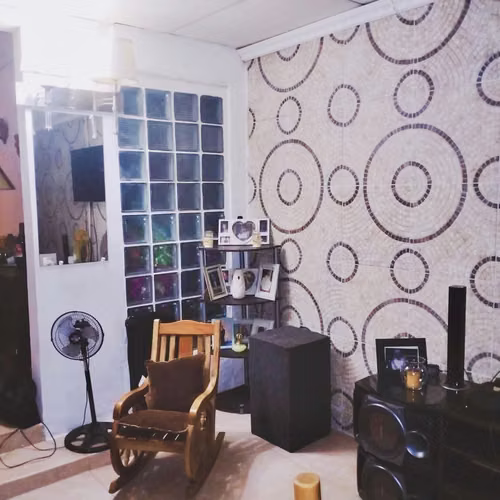 Venta Altos del Angel casa remodelada con anexo $89,000.00