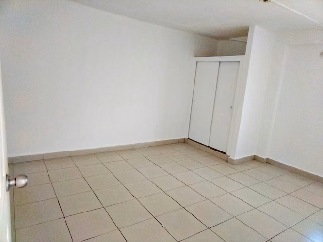 SE ALQUILA APARTAMENTO RIO ABAJO - Imagen 3