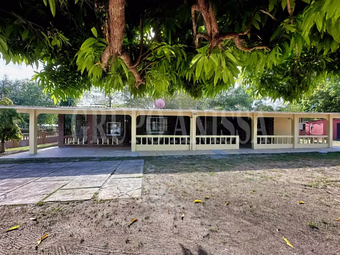 Oportunidad! Se Vende Casa Campestre con Piscina