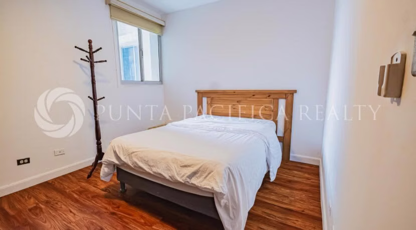 Apartamento De 2 Habitaciones A La Venta En PH Serenity | Precio Reducido a $215,000