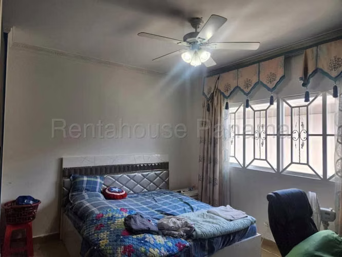 Venta de Casa Exclusiva en PH Dorado Village, Condado del Rey 25-7694GG