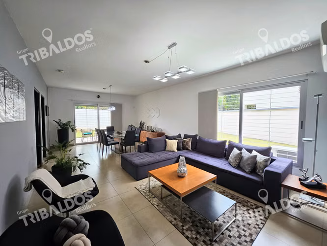 VENTA DE CASA EN DORADO VILLAGE EN CONDADO DEL REY
