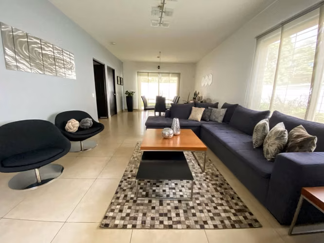 VENTA DE CASA EN DORADO VILLAGE EN CONDADO DEL REY