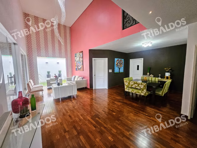 VENTA DE CASA UNIFAMILIAR EN FUENTE DEL FRESNO CONDADO DEL REY REMODELADA