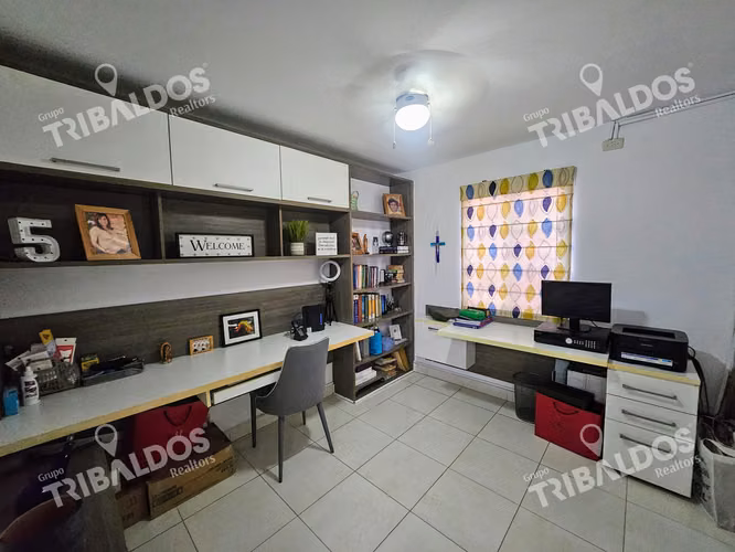 VENTA DE CASA UNIFAMILIAR EN FUENTE DEL FRESNO CONDADO DEL REY REMODELADA