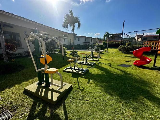 Se vende casa en Condado del Rey, Paseo Dorado