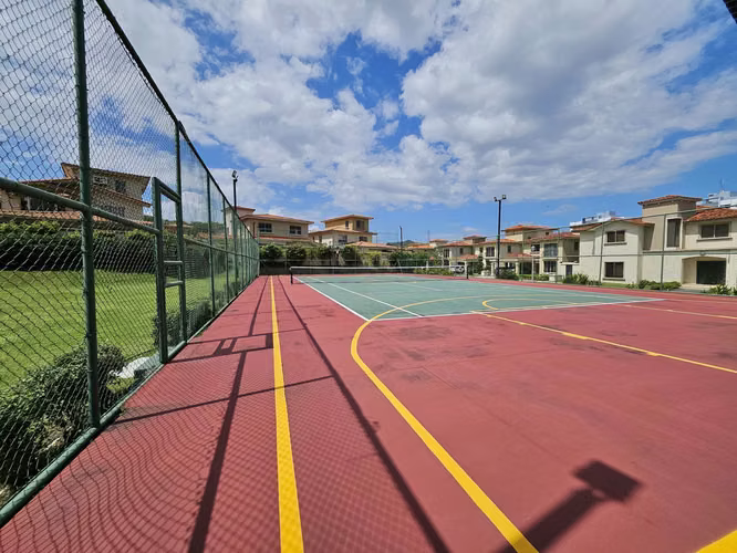 Se vende casa en Condado del Rey, Paseo Dorado