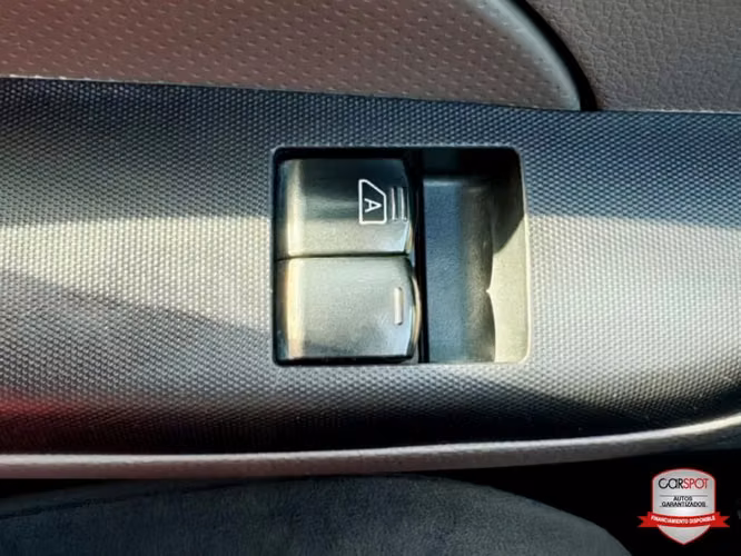 NISSAN URVAN PANEL 2022 - Imagen 12