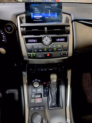 Lexus NX300H 2016