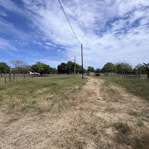 Venta de Terreno, Carretera Nacional Chitré a Las Tablas