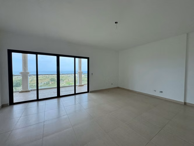 Venta de Apartamento Penthouse en Vista Mar REMATE