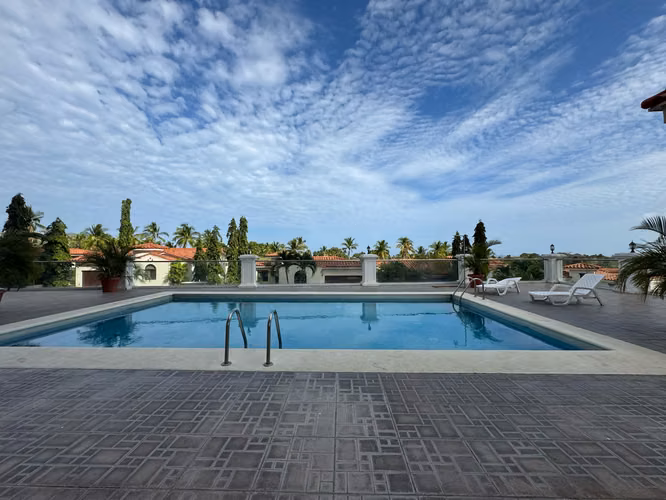 Venta de Apartamento Penthouse en Vista Mar REMATE