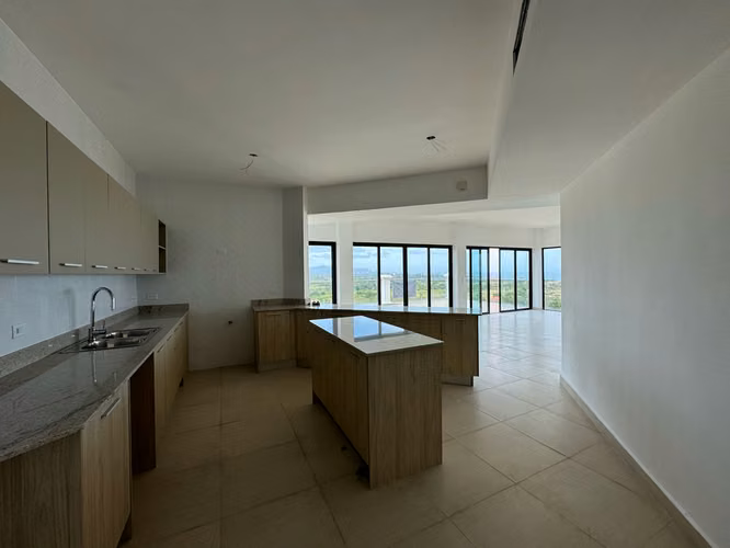 Venta de Apartamento Penthouse en Vista Mar REMATE