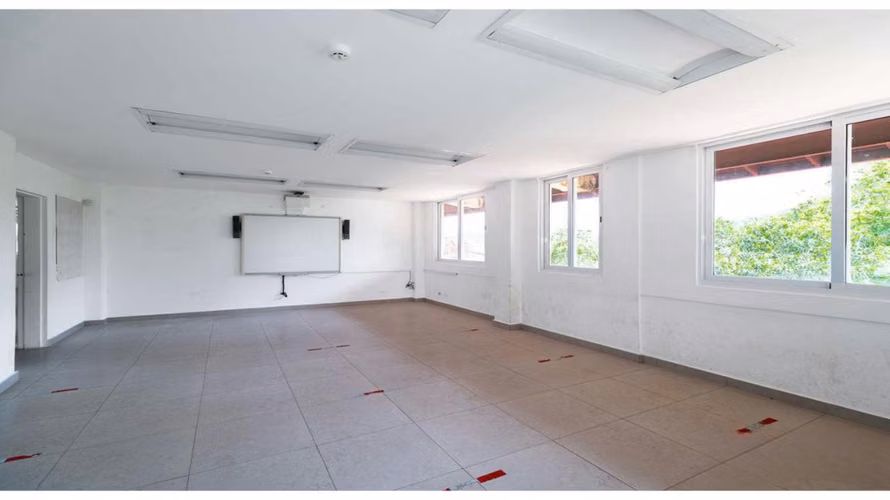 Venta de Edificio en Clayton, 12,530m2 de Terreno