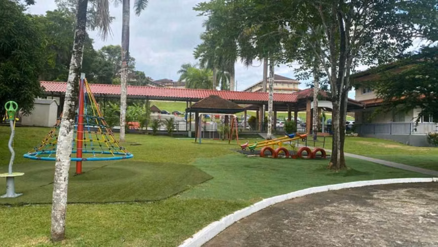Venta de Edificio en Clayton, 12,530m2 de Terreno