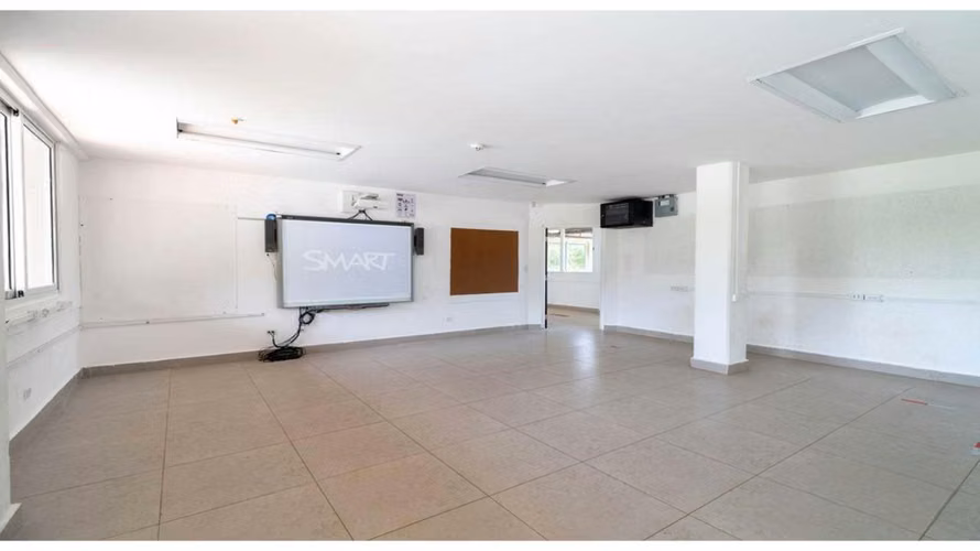 Venta de Edificio en Clayton, 12,530m2 de Terreno