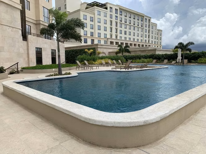 Venta de Apartamento Exclusivo de 245 m2 en PH Santa María Court 25-343GG
