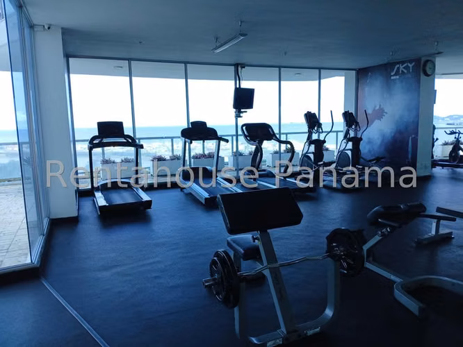 Venta de Apartamento Amoblado de 202 m2 en PH Sky, Av. Balboa 25-2998GG