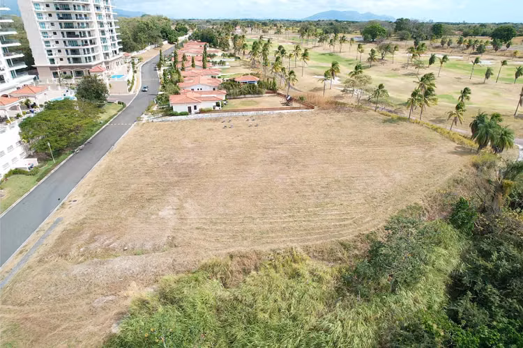 Se vende terreno en Vista Mar, San Carlos