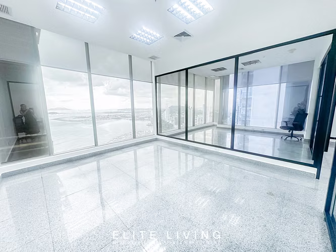 Alquiler Oficina Amoblada / BICSA Financial Center - 280 M2 – Frente al Mar / Perfecta para Multinacionales