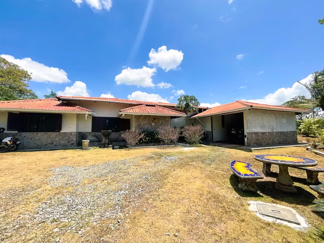 Belleza de Finca a La Venta en Chiguiri Arriba, Penonomé