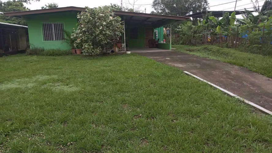SE VENDE CASA EN DAVID CHIRIQUI AREA CENTRICA
