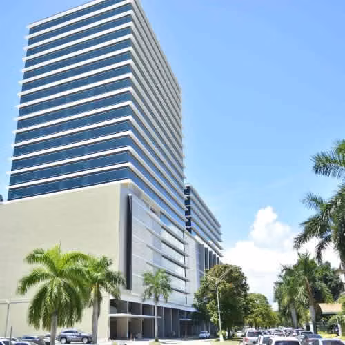Alquiler de Oficina en Costa del Este, Plaza Costa del Este, 1,470m2