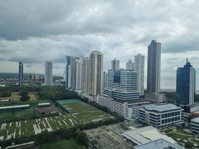 Alquiler de Oficina en Costa del Este, Plaza Costa del Este, 1,470m2