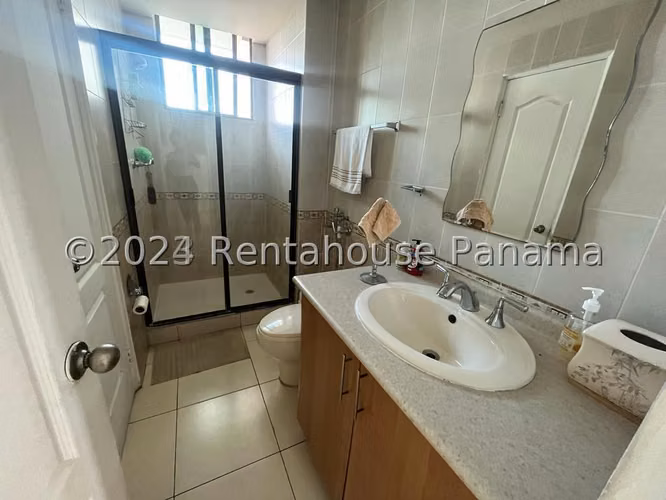Venta de Apartamento de 151 m2 en PH Baleares, Coco del Mar 25-395GG
