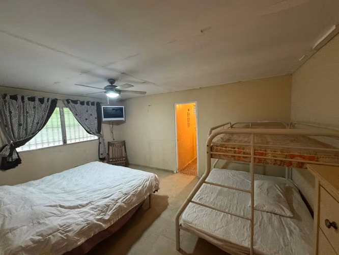 Amplia Casa de Campo En Santa Clara – Lote de 2,098 m² con Árboles Frutales a minutos de la Playa