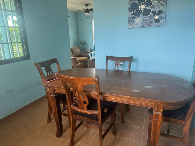 Se vende casa en Natá, 250 mts2 interamericana, 3 recámaras, $75,000 Neg agende su cita ya!