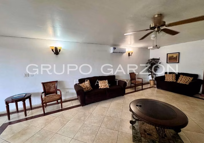 Se vende apartamento en San Francisco (PH Sunset Place)