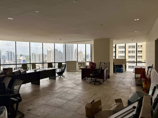 Se Alquila Oicina de 808 m2 en Torre Generalli, Obarrio - Imagen 3