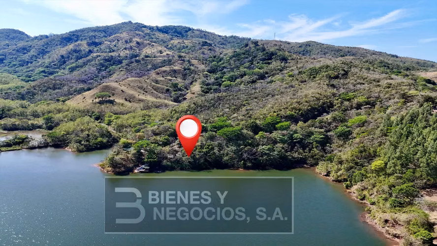 Terreno en Gualaca, 859,39 mts2 Frente al Lago Barrigón