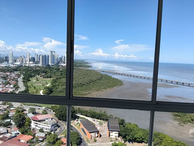 SE VENDE APARTAMENTO EN P.H. BAHIA DEL GOLF -  COCO DEL MAR – Panamá - Imagen 11