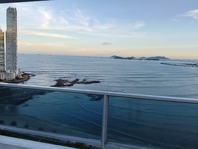SE VENDE APARTAMENTO EN P.H. BAHIA DEL GOLF -  COCO DEL MAR – Panamá - Imagen 17