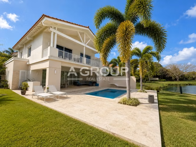 Oportunidad Buenaventura -Ocean Lakes - Se Vende Lujosa Villa