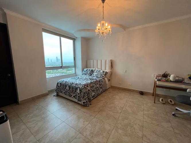 Venta de Apartamento en PH Murano, Costa del Este