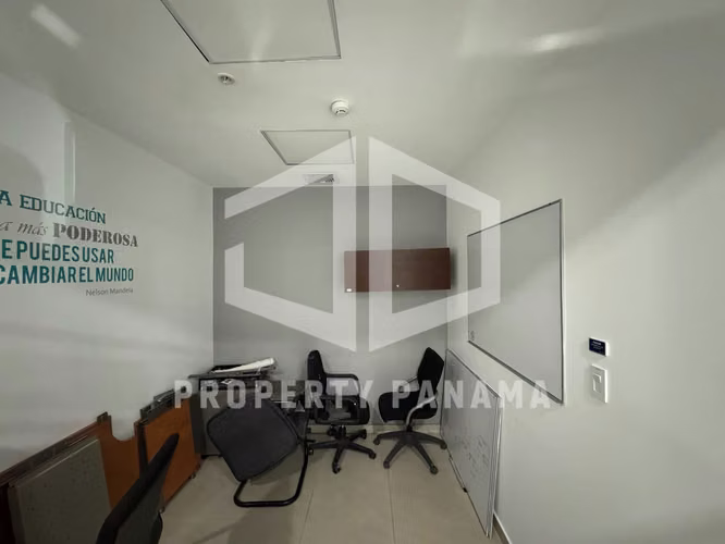Oficina Amoblada en Venta – Ocean Business Plaza