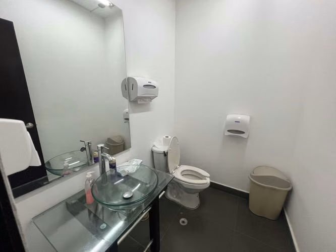 Venta de Local para Oficinas Corporativas en Costa del Este, PH Pijao