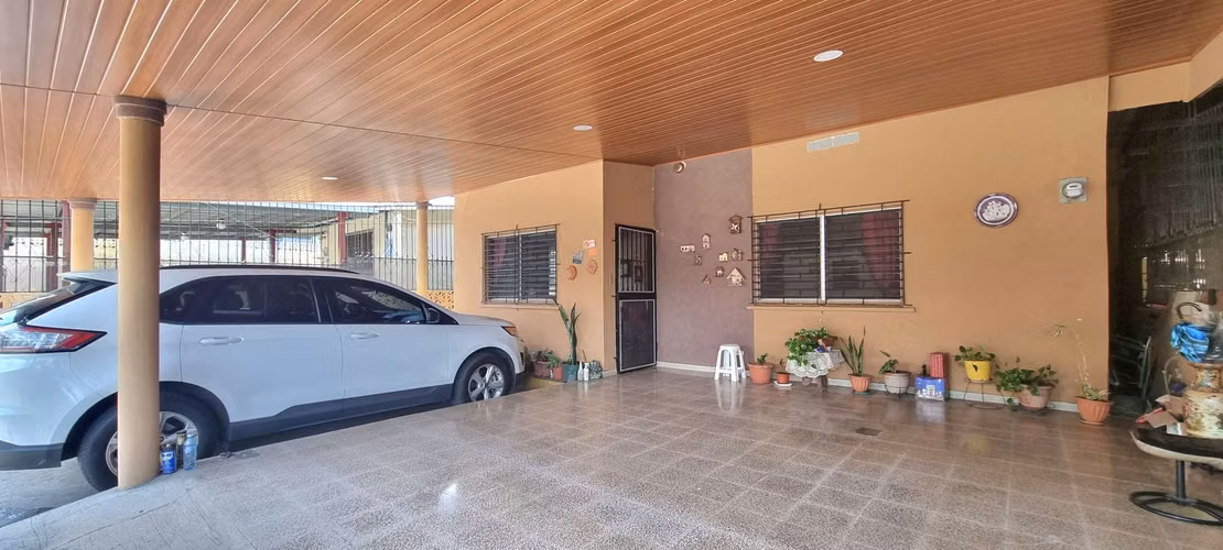 VENTA DE CASA EN JUAN DÍAZ ALTOS DEL HIPODROMO