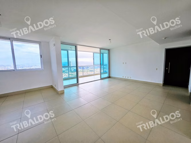 VENTA APARTAMENTO EN PH BREEZE COSTA DEL ESTE