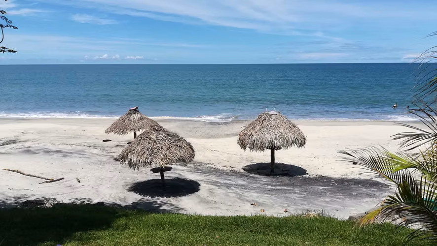 VENDO APARTAMENTO. BIJAO. SHERMAN. PLAYA. GOLF. PADEL.